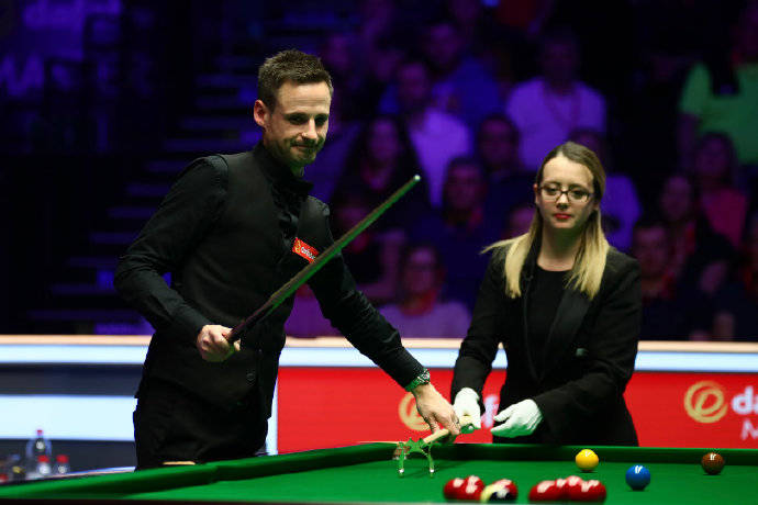 击溃76人 击溃76人